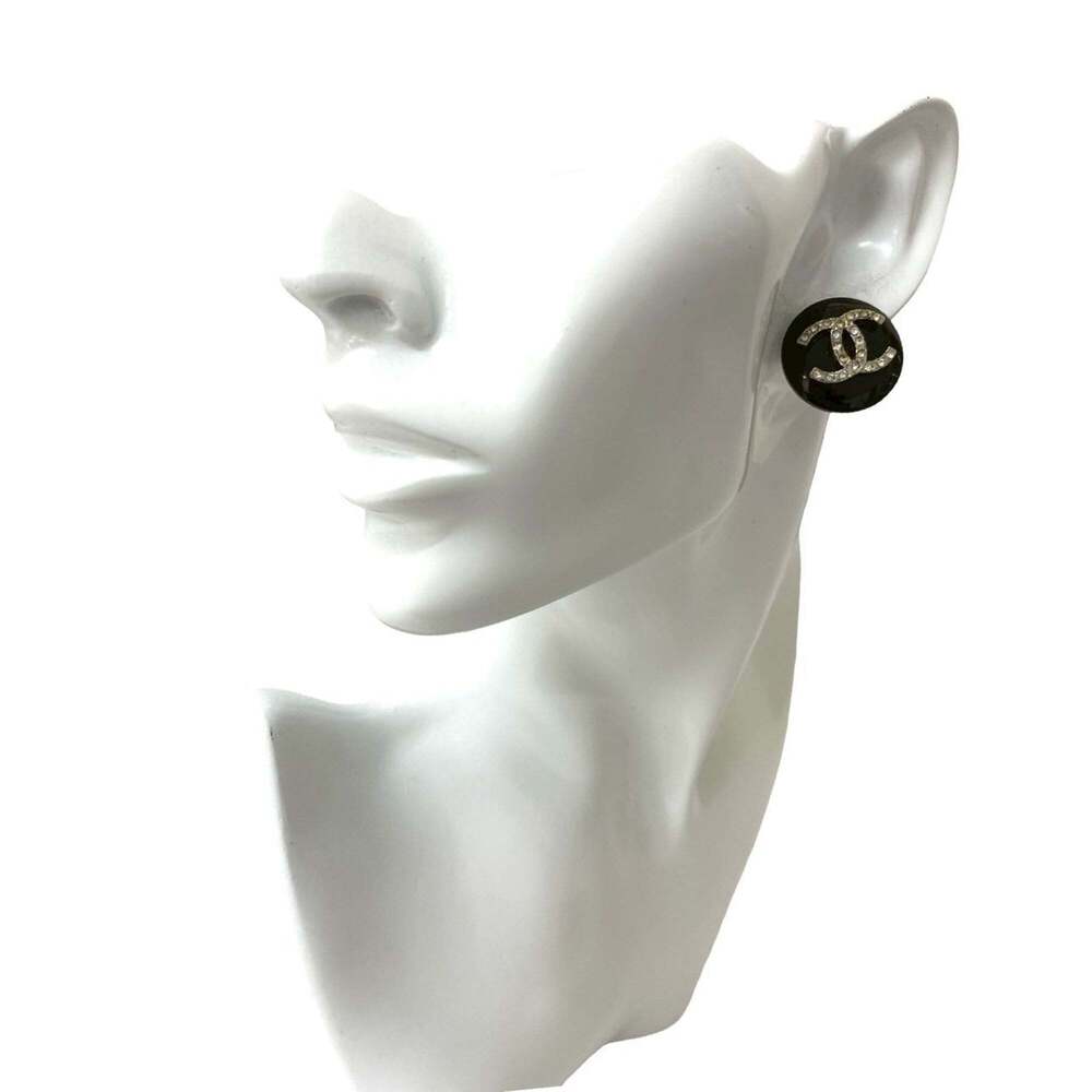CHANEL Authentic Vintage Black Logo Earrings - Picture 1 of 6